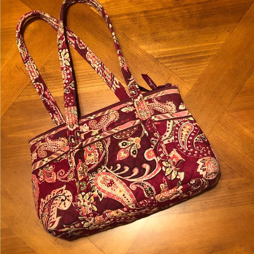 VERA BRADLEY RASPBERRY PAISLEY TOTE - Picture 3 of 4